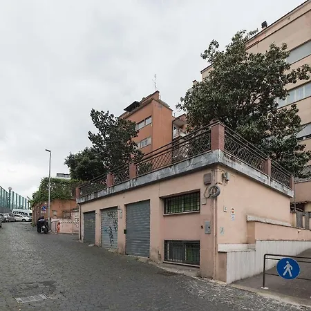 Clivo Di Monte Del Gallo Apartment *